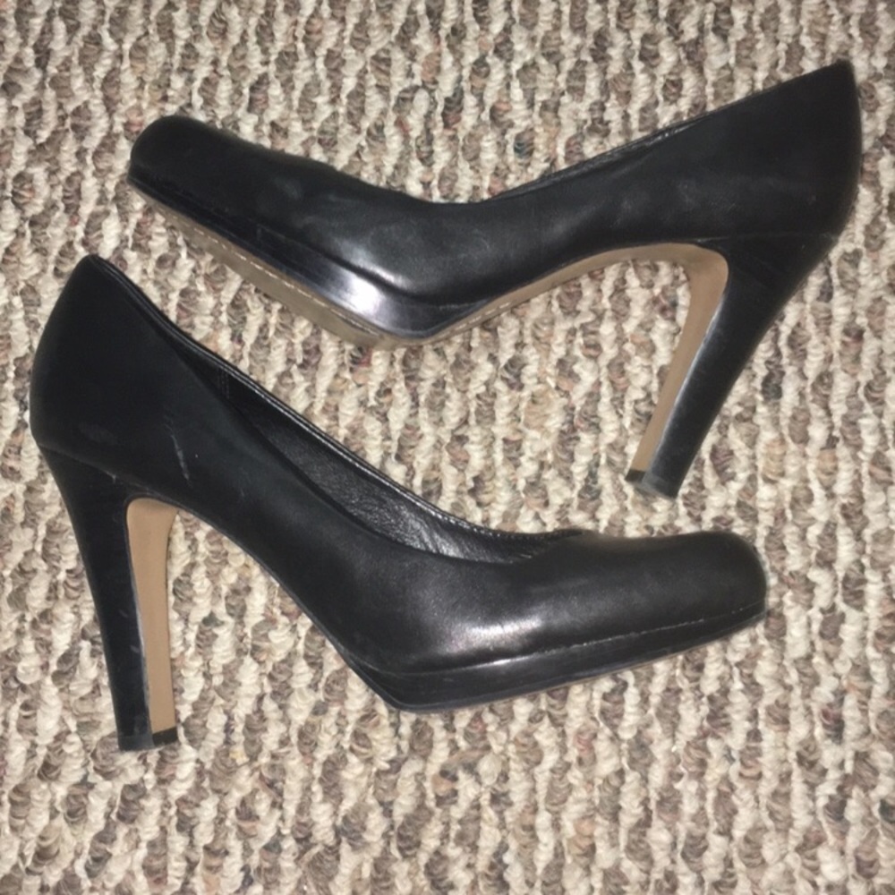 Halogen Solid Black Leathered Heels - image 5